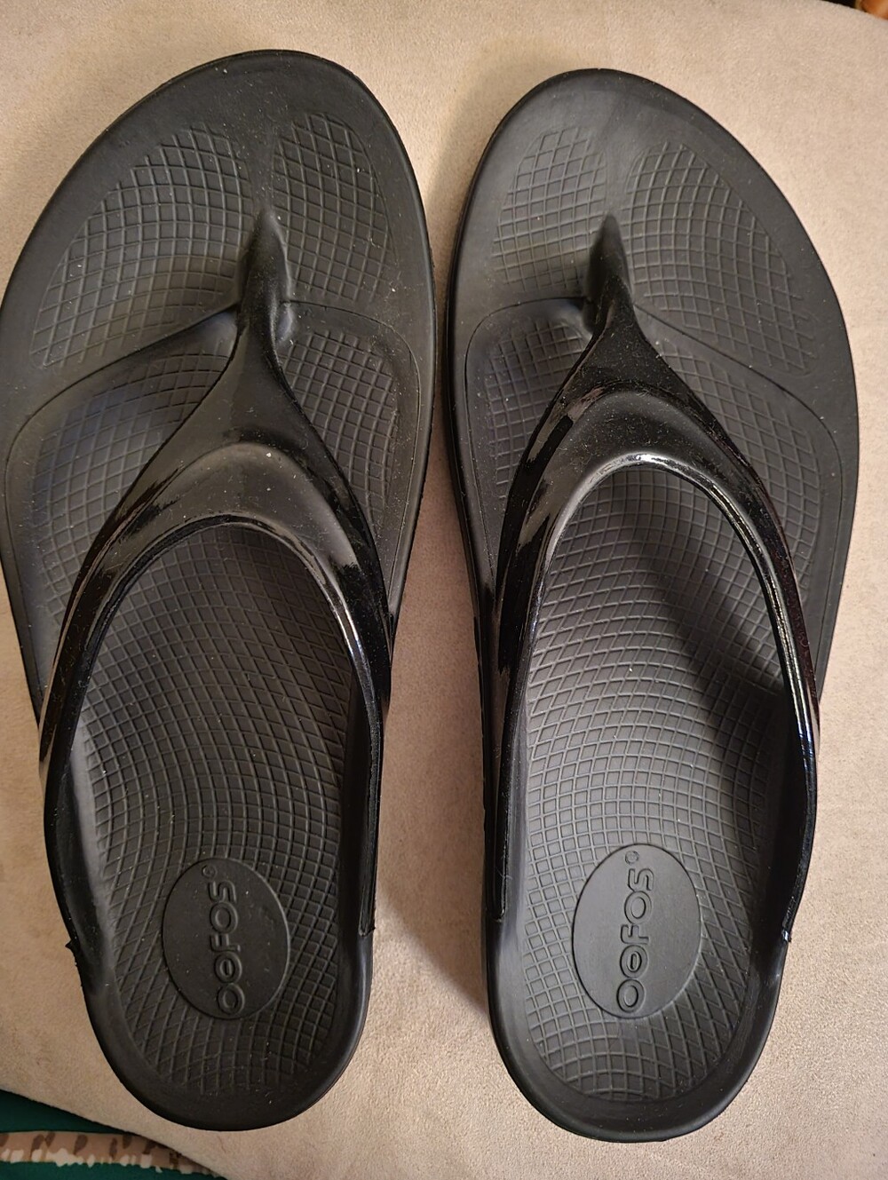 Women's Black Oofos Oolala Sandals - Comfortable Flip Slides